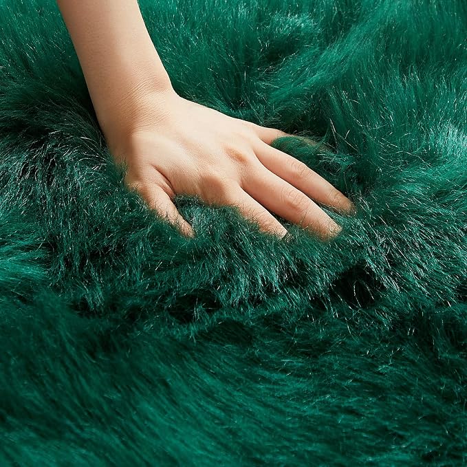 AMTOVO Faux Fur Rug, Dark Green Area Rug, Fluffy Sheepskin Rug, Fuzzy Ultra - Image 6