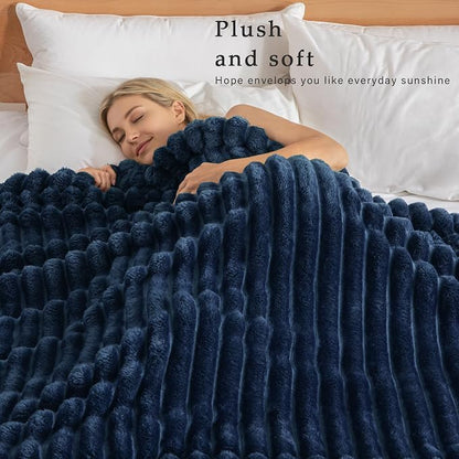 Exclusivo Mezcla Striped Queen Size Fleece Blanket - Image 2