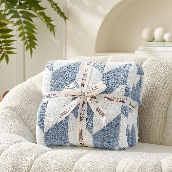 Snuggle Sac Chevron Throw Blanket - Image 7