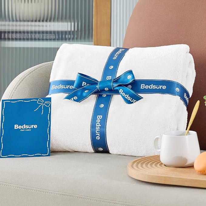 Bedsure GentleSoft Fleece Blanket California King White - Image 7