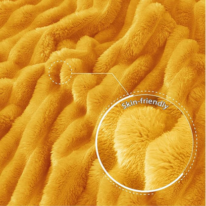 Exclusivo Mezcla Striped Fleece Throw Blanket - Image 5