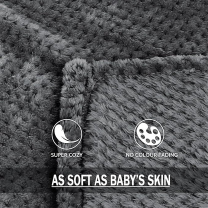Exclusivo Mezcla Large Waffle Fleece Throw Blanket - Image 7