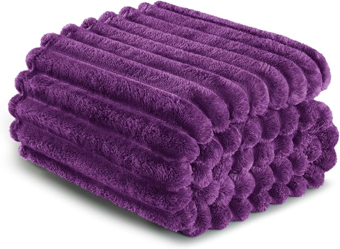 Exclusivo Mezcla Striped Fleece Throw Blanket - Image 8