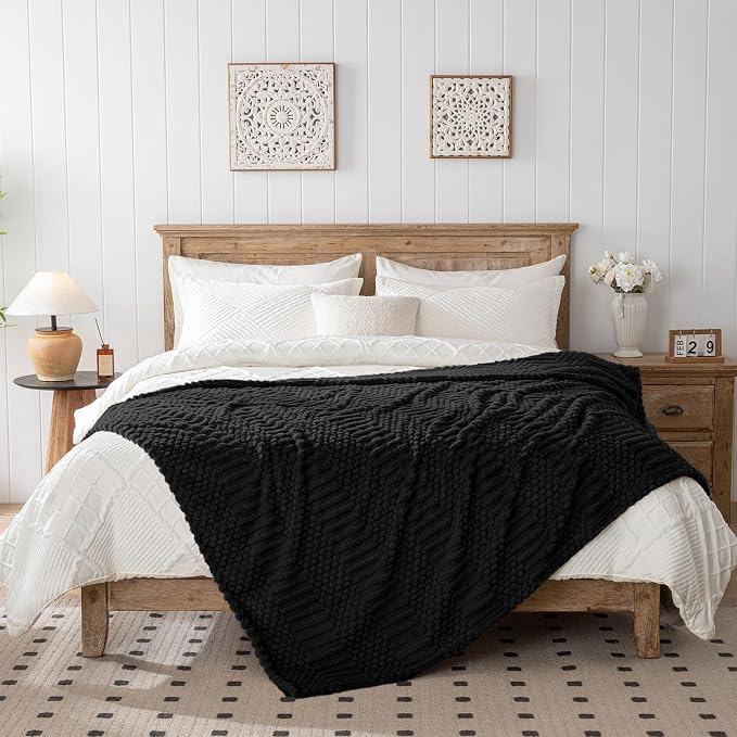 90x90 Inch Black Queen Large Blanket - Image 4