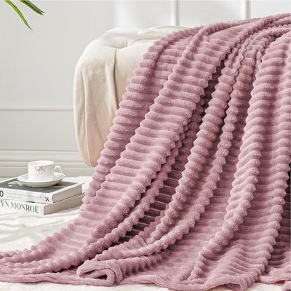 BEDELITE 3D Ribbed Berry Purple Fleece Twin Blanket by BEDELITE