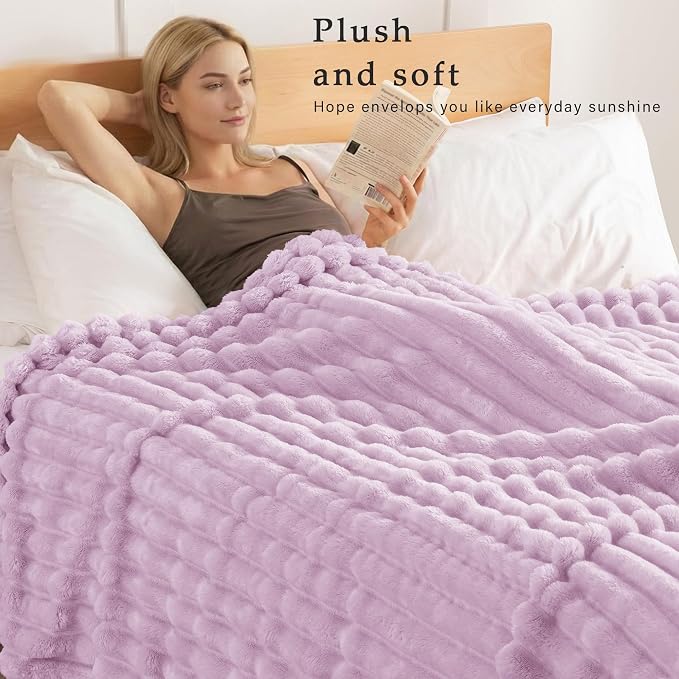 Exclusivo Mezcla Striped Queen Size Fleece Blanket - Image 2
