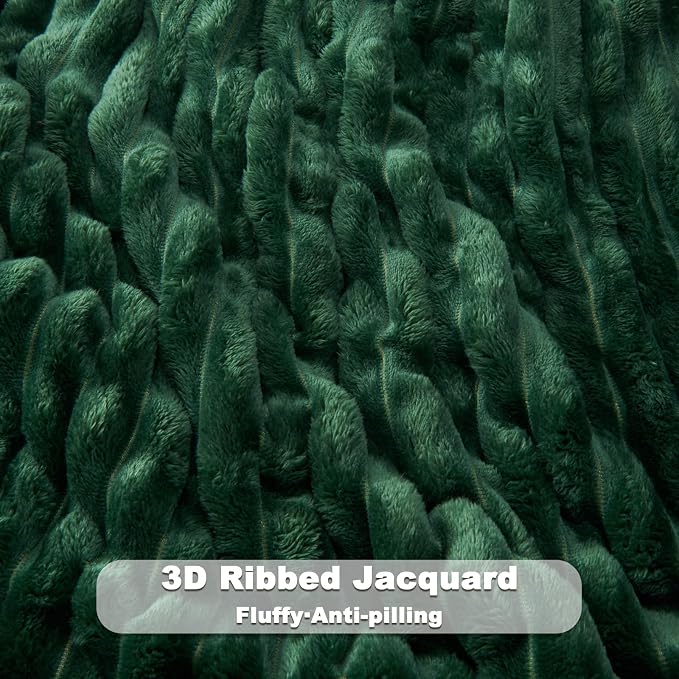 NEWCOSPLAY Fleece Ribbed Cozy King Blanket - Image 5