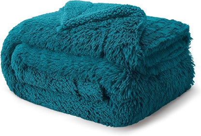 Bedsure GentleSoft Fluffy Turquoise Teal King Size Blanket - Image 8