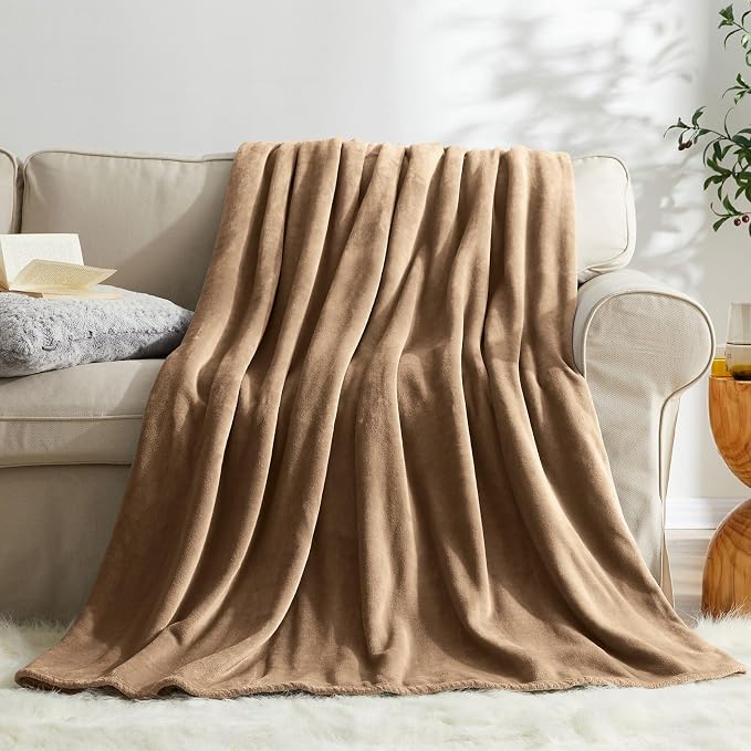 KMUSET Brown Fleece Throw Blanket - Image 3