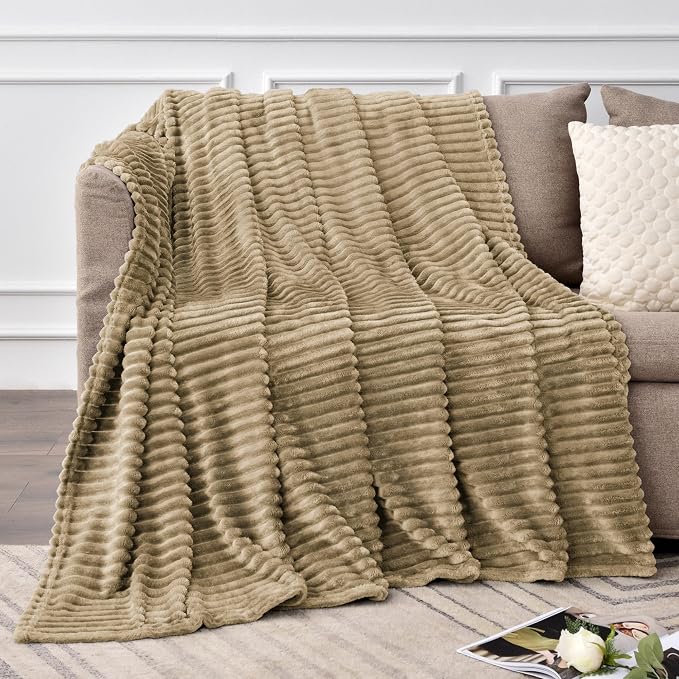 BEDELITE 3D Ribbed Jacquard Brown Fleece Twin Blanket - Image 2
