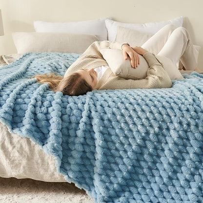 NEWCOSPLAY Fleece Clouds Cozy Throw Blanket - Image 3