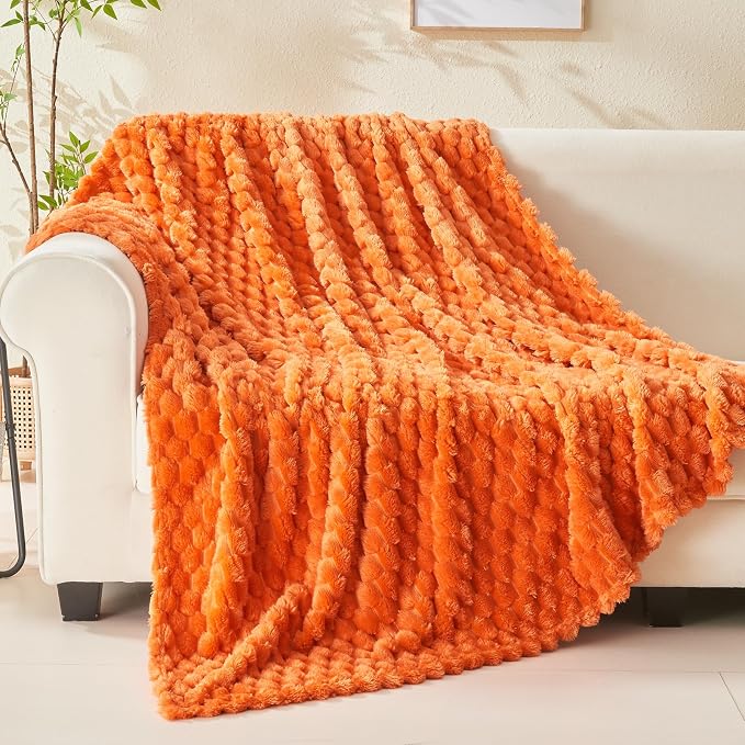 NEWCOSPLAY Fleece Clouds Cozy Queen Blanket - Image 9