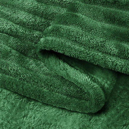 BEDELITE 3D Ribbed Dark Green Fleece Throw Blanket - Image 6