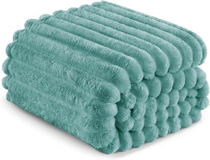 Exclusivo Mezcla Striped Fleece Throw Blanket - Image 8