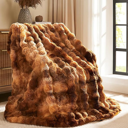 L'AGRATY Faux Fur Throw Blanket - Image 5