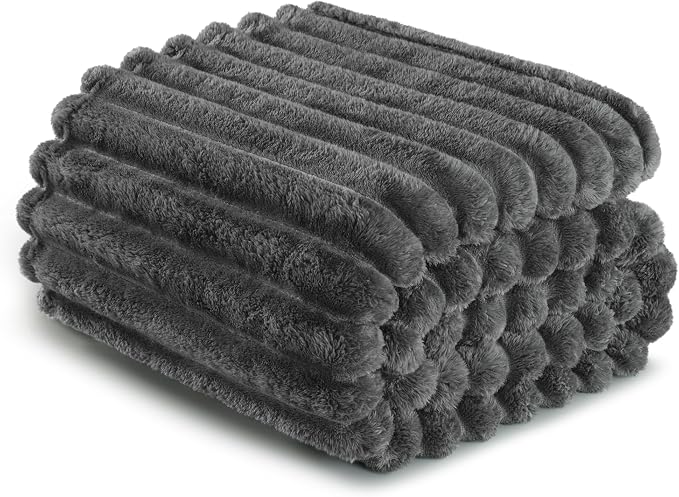 Exclusivo Mezcla Striped Queen Size Fleece Blanket - Image 8