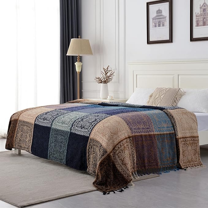 Boho Throw Blanket, Chenille Jacquard Tassels Throw Blankets - Image 6