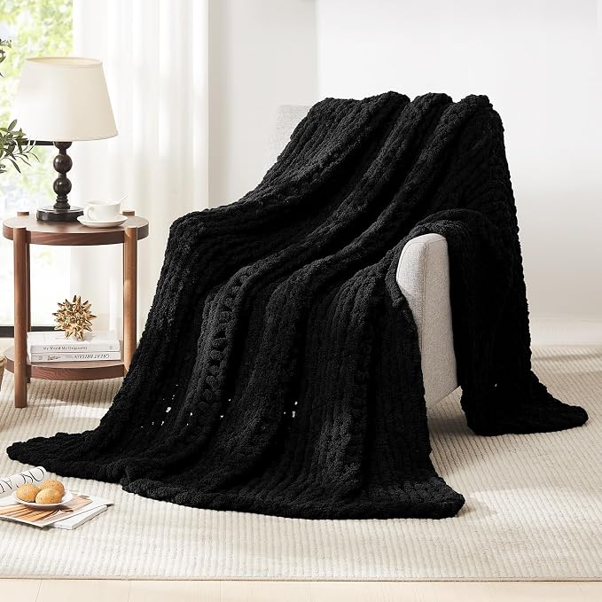 L'AGRATY Chunky Knit Throw Blanket - Image 6