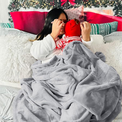 Bedsure GentleSoft Fleece Blanket California King Light Grey - Image 6