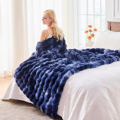 BENVWE Fluffy Faux Fur Throw Blanket - Image 5