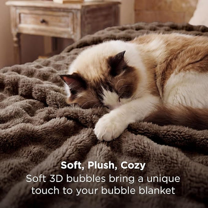 Bedsure 3D Fleece Bubble Blanket - Image 3