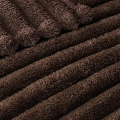 Exclusivo Mezcla Striped King Size Fleece Blanket - Image 4