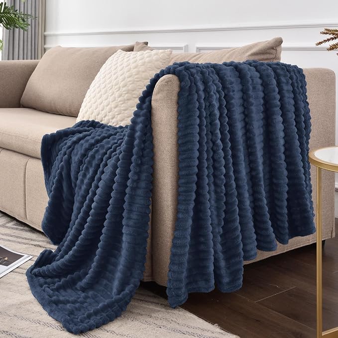BEDELITE 3D Ribbed Jacquard Navy Fleece Twin Blanket - Image 9