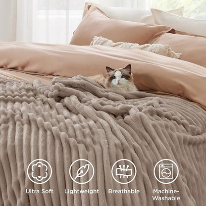 Bedsure Soft Light Brown Throw Blanket - Image 5