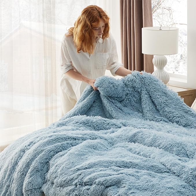 Bedsure GentleSoft Fluffy Light Blue King Size Blanket - Image 5