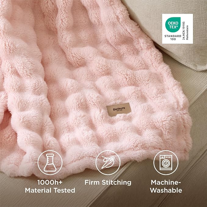 Bedsure 3D Fleece Bubble Blankets - Image 5