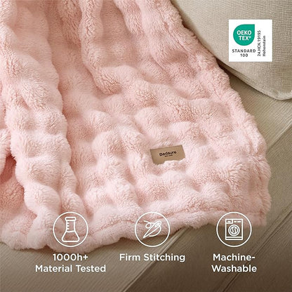 Bedsure 3D Fleece Bubble Blanket - Image 4