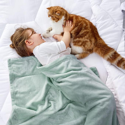 Bedsure GentleSoft Bedding Fleece Blanket - Image 2