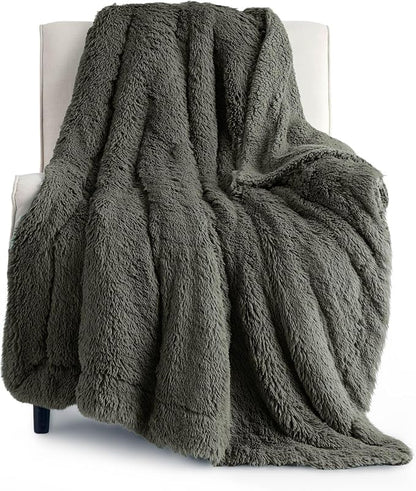 Bedsure GentleSoft Fuzzy Sherpa Faux Fur Twin Blanket Olive Green Cozy Gifts by Unknown