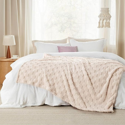 Bedsure GentleSoft Cream Throw Blanket - Image 5