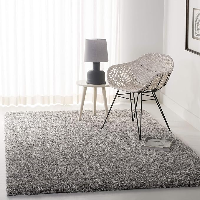 SAFAVIEH California Shag Collection Area Rug by Unknown