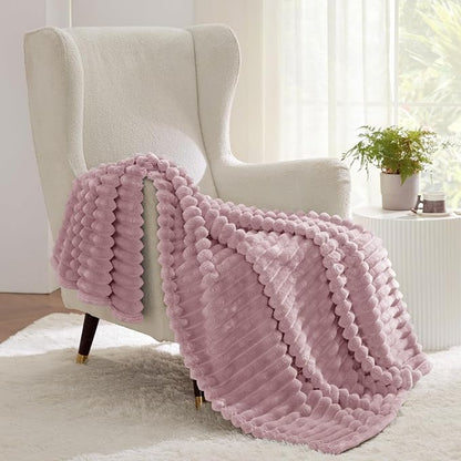 Bedsure Soft Pink Throw Blanket - Image 7