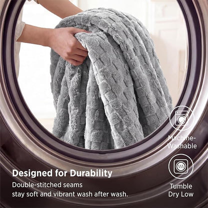 Bedsure GentleSoft Blankets Queen Size - Image 6