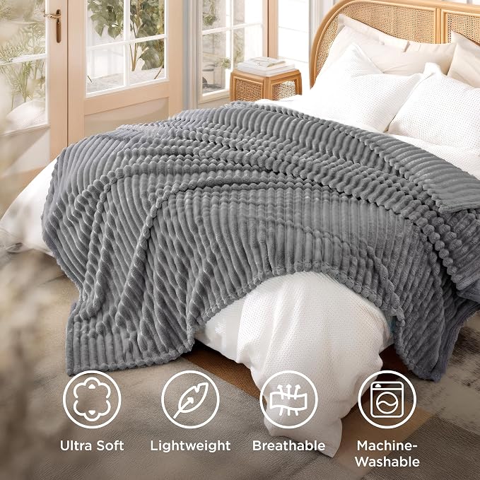 Bedsure Full Size Fleece Blankets - Image 5