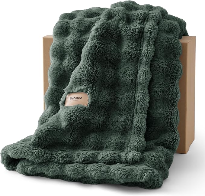 Bedsure 3D Fleece Bubble Blanket by BEDSURE
