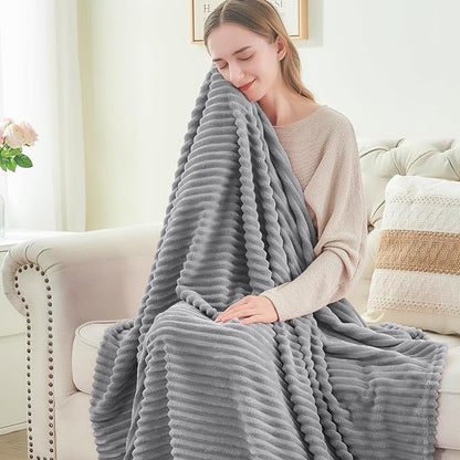 BEDELITE 3D Ribbed Jacquard Grey King Size Blankets - Image 2