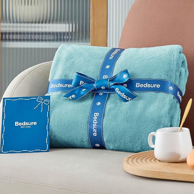 Bedsure GentleSoft Fleece Throw Blanket - Image 7