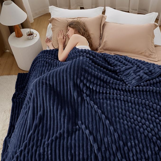 Bedsure Soft Queen Size Blanket - Image 5