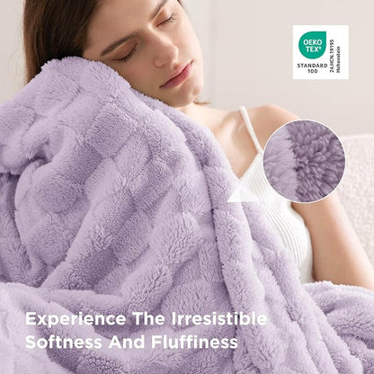 Bedsure GentleSoft Full Size Blankets - Image 4