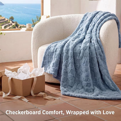 Bedsure GentleSoft Ashley Blue Twin XL Blanket - Image 5