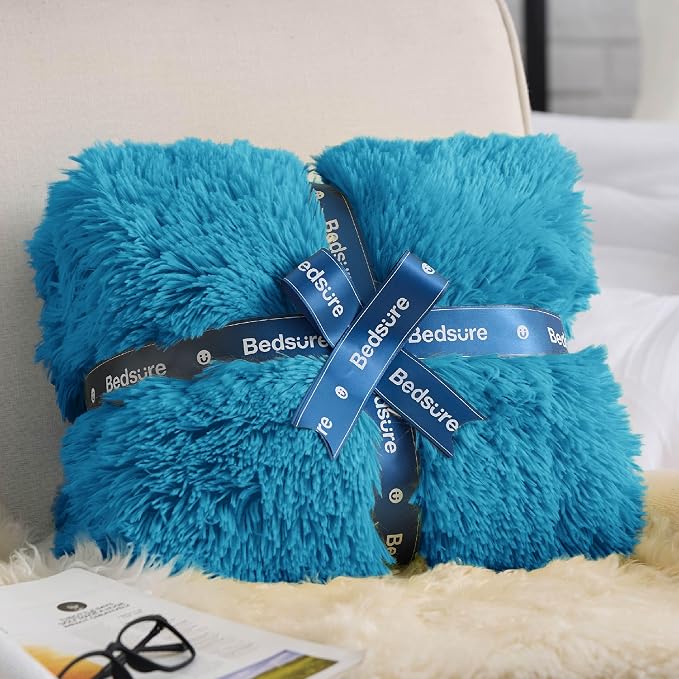 Bedsure GentleSoft Fuzzy Sherpa Faux Fur Twin Blanket Bright Blue Cozy Gifts - Image 6