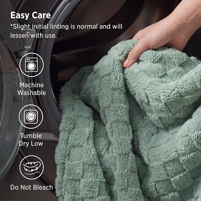 Bedsure GentleSoft Sage Green Twin XL Blanket - Image 6