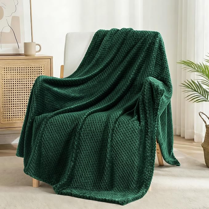 Exclusivo Mezcla Soft Waffle Fleece Bed Blanket Twin Size, Forest Green | - Image 4