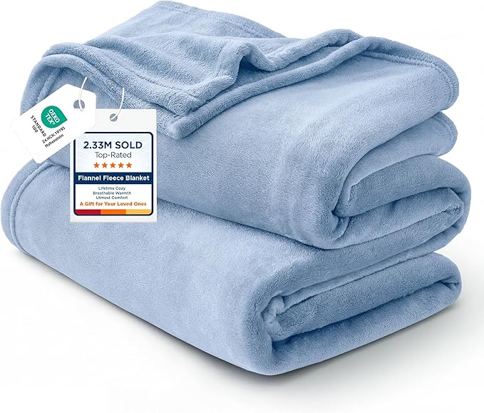 Bedsure GentleSoft Fleece Bed Blankets Queen Size Light Blue by Unknown