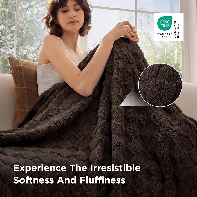 Bedsure GentleSoft Throw Blanket - Image 4