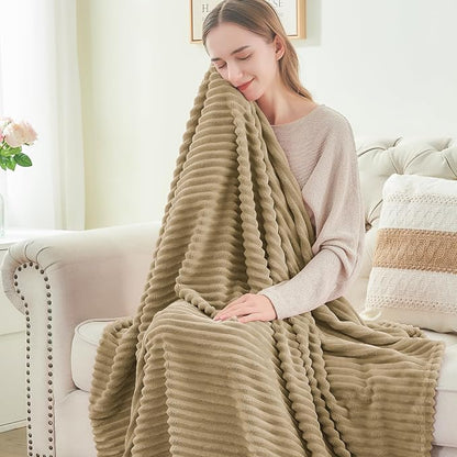 BEDELITE 3D Ribbed Jacquard Brown Fleece Twin Blanket - Image 3